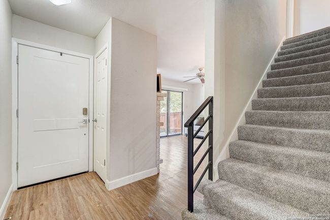 APT-604 - 2718 Old Field Dr, Condo with 2 bedrooms, 3 bathrooms and null parking in San Antonio TX | Image 6