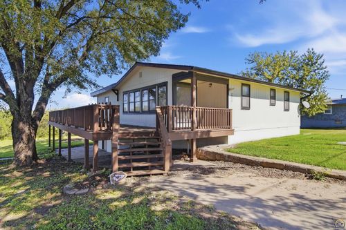 2598 S Shore Dr, Vassar, KS, 66543-9114 | Card Image