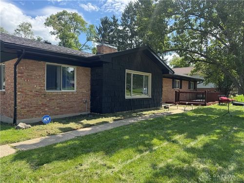 5700 Algoma St, Dayton, OH, 45415-2403 | Card Image