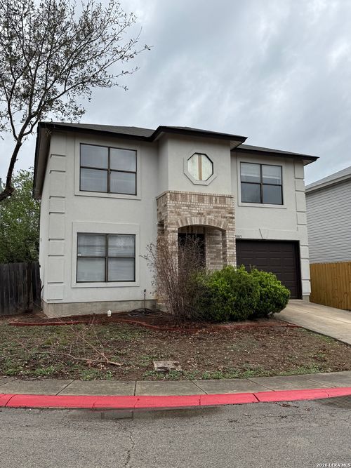 9003 Mountain Field Dr, San Antonio, TX, 78240-5428 | Card Image