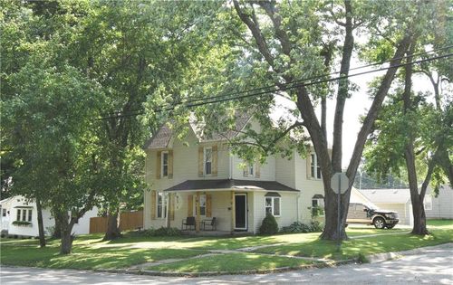 302 S Chestnut St, Cameron, MO, 64429-2112 | Card Image