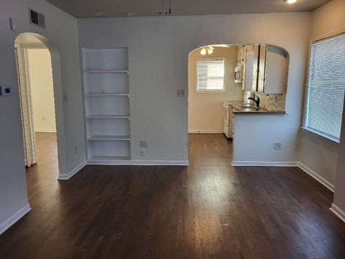 1216 E Hemphill Rd, Burton, MI, 48529 | Card Image