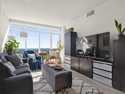 3603-1788 Gilmore Ave, Burnaby, BC, V5C0L5 | Card Image