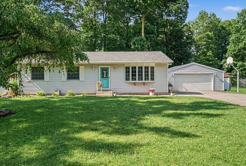 21650 Maple Glen Dr, Edwardsburg, MI, 49112-9718 | Card Image
