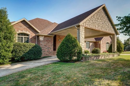 4217 Rolling Hills Dr, Nixa, MO, 65714-8771 | Card Image