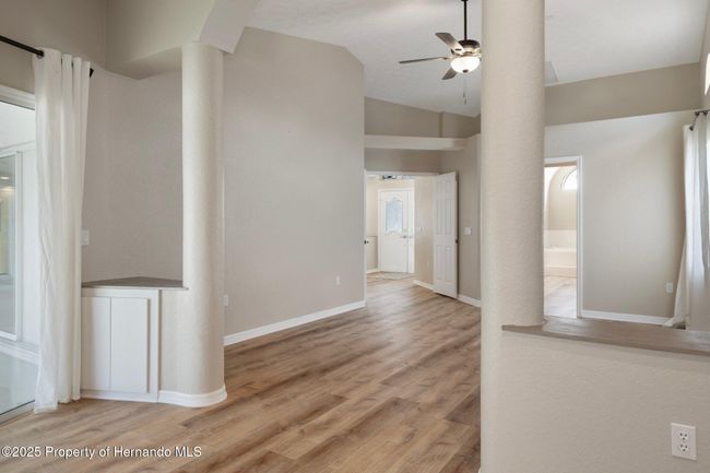 11242 Riddle Dr, House other with 3 bedrooms, 3 bathrooms and null parking in SPRING HILL FL | Image 41