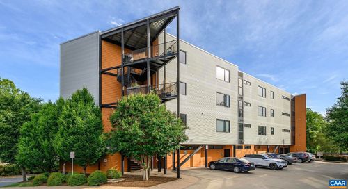 201-211 Cream St, Charlottesville, VA, 22903-4586 | Card Image