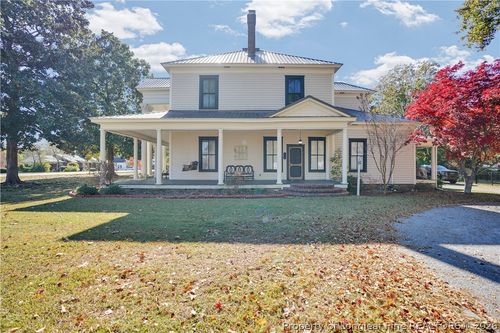 115 N Magnolia St, Raeford, NC, 28376-2843 | Card Image