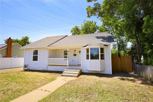 417 S Murdock Ave, Willows, CA, 95988-3350 | Card Image