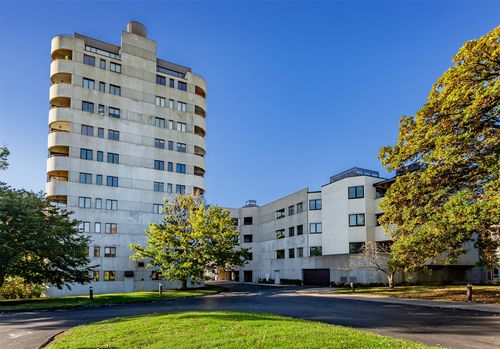 apt-308-3930 Grand Ave, Des Moines, IA, 50312-3522 | Card Image