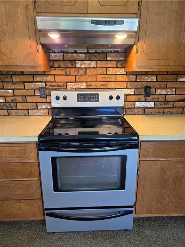 33295 Bethel Church Rd, House other with 3 bedrooms, 3 bathrooms and null parking in Osawatomie KS | Image 22