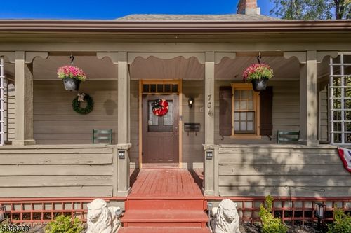 704 Greenbrook Rd, North Plainfield, NJ, 07063-1670 | Card Image