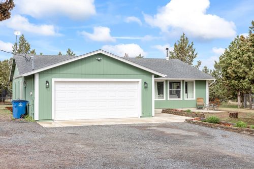13833 Se Cayuse Rd, Prineville, OR, 97754-8006 | Card Image