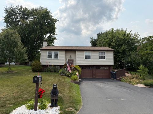 130 Wayne Dr, Cranberry Township, PA, 16066-7330 | Card Image