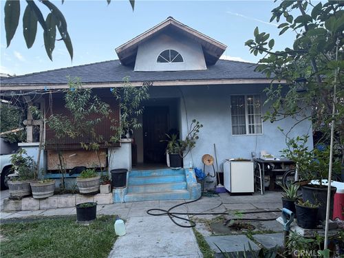 4020 Trinity St, Los Angeles, CA, 90011-2922 | Card Image