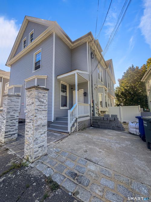 136 Washington Ter, Bridgeport, CT, 06604-3439 | Card Image