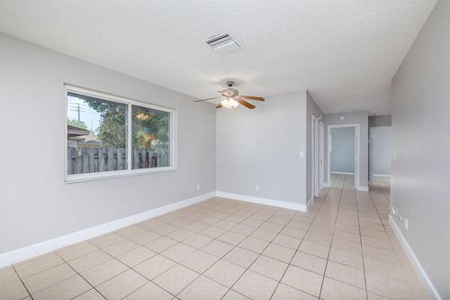 917 Se Nassau Ave, Stuart, FL, 34994-3159 | Card Image