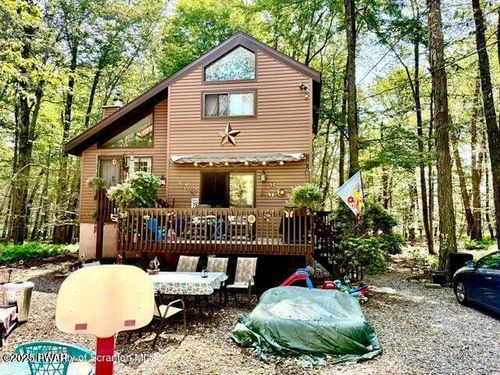 5 Leah Ln, Gouldsboro, PA, 18424-8984 | Card Image