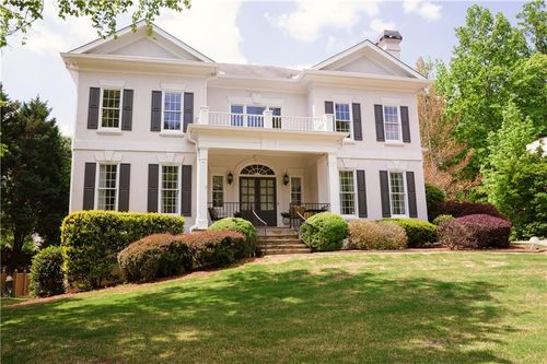 605 Lake Medlock Dr, Johns Creek, GA, 30022-2677 | Card Image