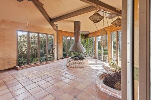 5910 Zenith St, Beaumont, TX, 77706-3420 | Card Image