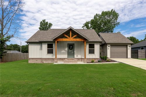 6 Bonhill Ln, Bella Vista, AR, 72715-3839 | Card Image