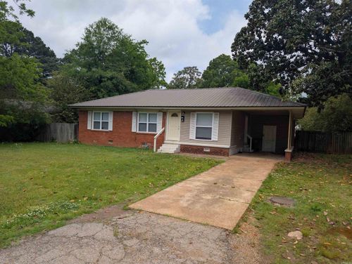 1808 W Center, Searcy, AR, 72143 | Card Image
