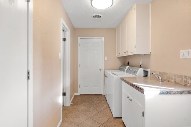 4 Glenwick Cv, House other with 3 bedrooms, 2 bathrooms and 2 parking in Big Spring TX | Image 46