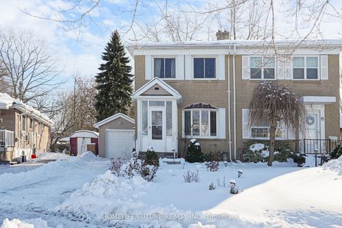 17 Medway Cres, Scarborough, ON, M1P3T7 | Card Image