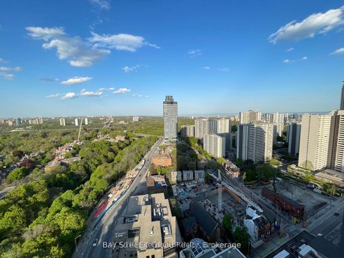 2808-395 Bloor St E, Toronto, ON, M4W0B4 | Card Image