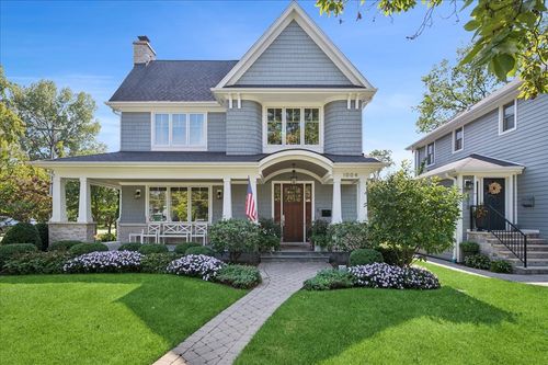 1004 Oak St, Winnetka, IL, 60093-2131 | Card Image