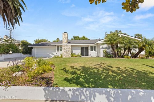 3 E Avenida De Las Flores, Thousand Oaks, CA, 91360-3103 | Card Image