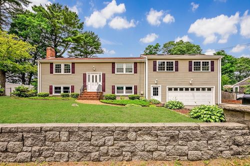 24 Regent Ave, Wareham, MA, 02571-1204 | Card Image