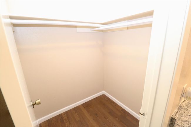 20123 Chipplegate Ln, House other with 3 bedrooms, 2 bathrooms and 2 parking in Humble TX | Image 23