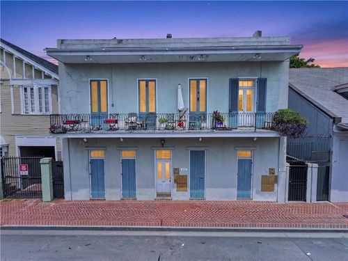 9-617 Dauphine St, New Orleans, LA, 70112-3476 | Card Image