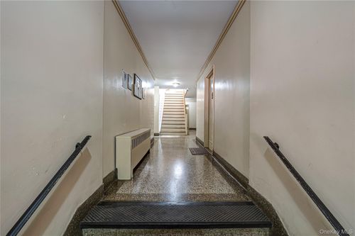 apt-f22-153 Smith St, Freeport, NY, 11520-4434 | Card Image