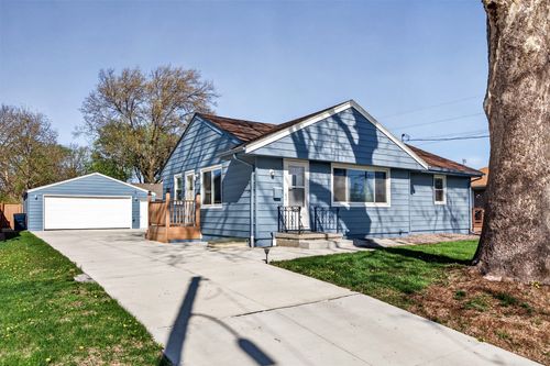 4128 70th St, Urbandale, IA, 50322-2618 | Card Image