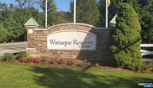 7414 Warrens Way, Wanaque, NJ, 07465-1651 | Card Image
