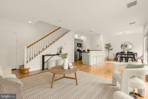 305-343 Cedar St Nw, WASHINGTON, DC, 20012-2066 | Card Image