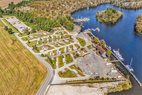 135 Bucksport Rd., Conway, SC, 29527 | Card Image