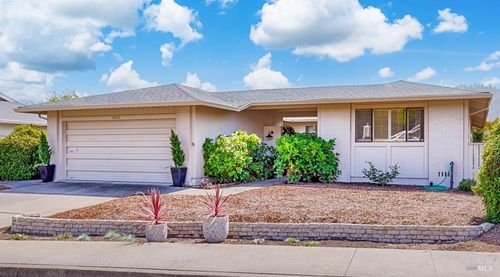8845 Hood Mountain Cir, Santa Rosa, CA, 95409 | Card Image