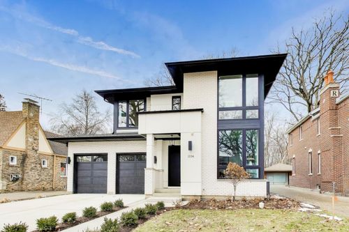 1234 S Western Ave, Park Ridge, IL, 60068-5058 | Card Image