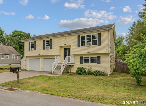 21 Columbus Ave, Griswold, CT, 06351-1815 | Card Image