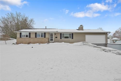 413 Volney Dr, Syracuse, NY, 13212-4240 | Card Image