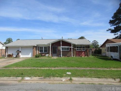 1909 Lucia Ln, Pine Bluff, AR, 71601-6125 | Card Image