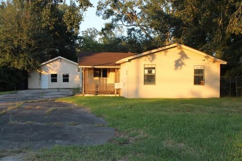 3512 Central Dr, Nederland, TX, 77627 | Card Image