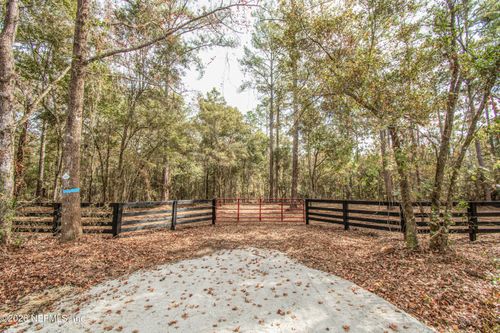 14440 C R 124, Sanderson, FL, 32087 | Card Image