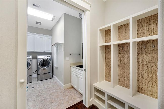 Your Mud Room Outside the Utility Room | Image 26