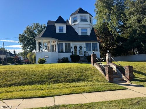 416 Center St, Garwood, NJ, 07027-1202 | Card Image