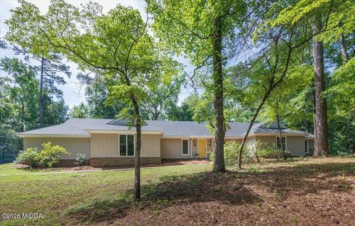 4950 Wellington Dr, Macon, GA, 31210-4428 | Card Image