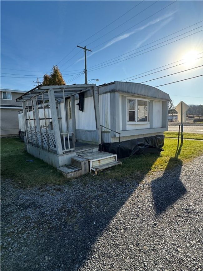 33 Main St, Home with 0 bedrooms, 0 bathrooms and 10 parking in Lewis Run PA | Image 20